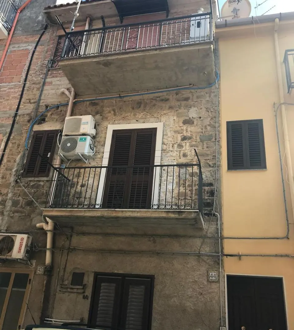 Appartamento Marielle Maison Santo Stefano di Camastra